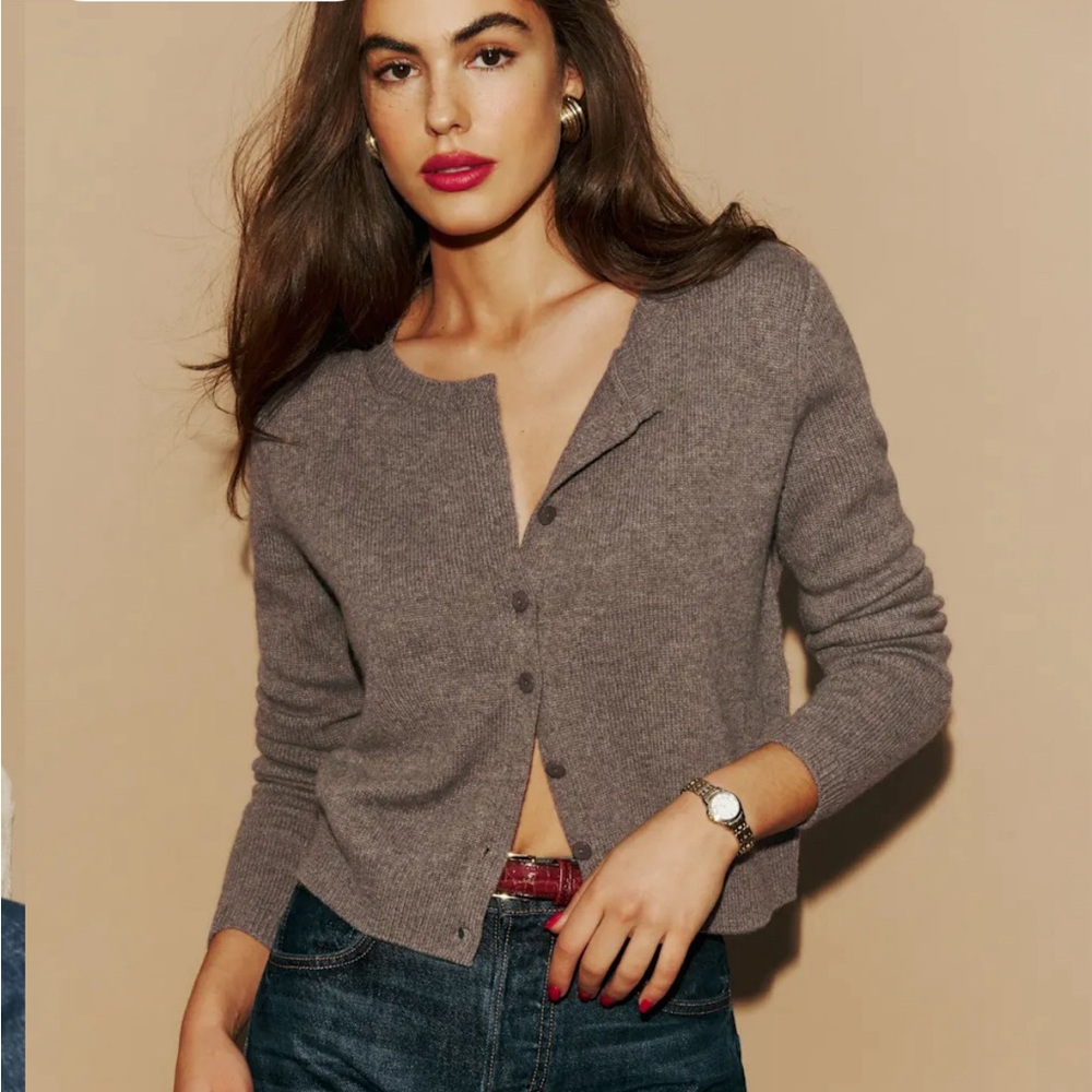 SOLD Clara cashmere crew cardigan cocoa
